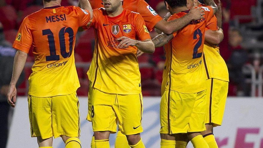 Jordi Alba: &quot;Lo que dijo Callejón sobre Messi al parecer sólo lo vio él&quot;
