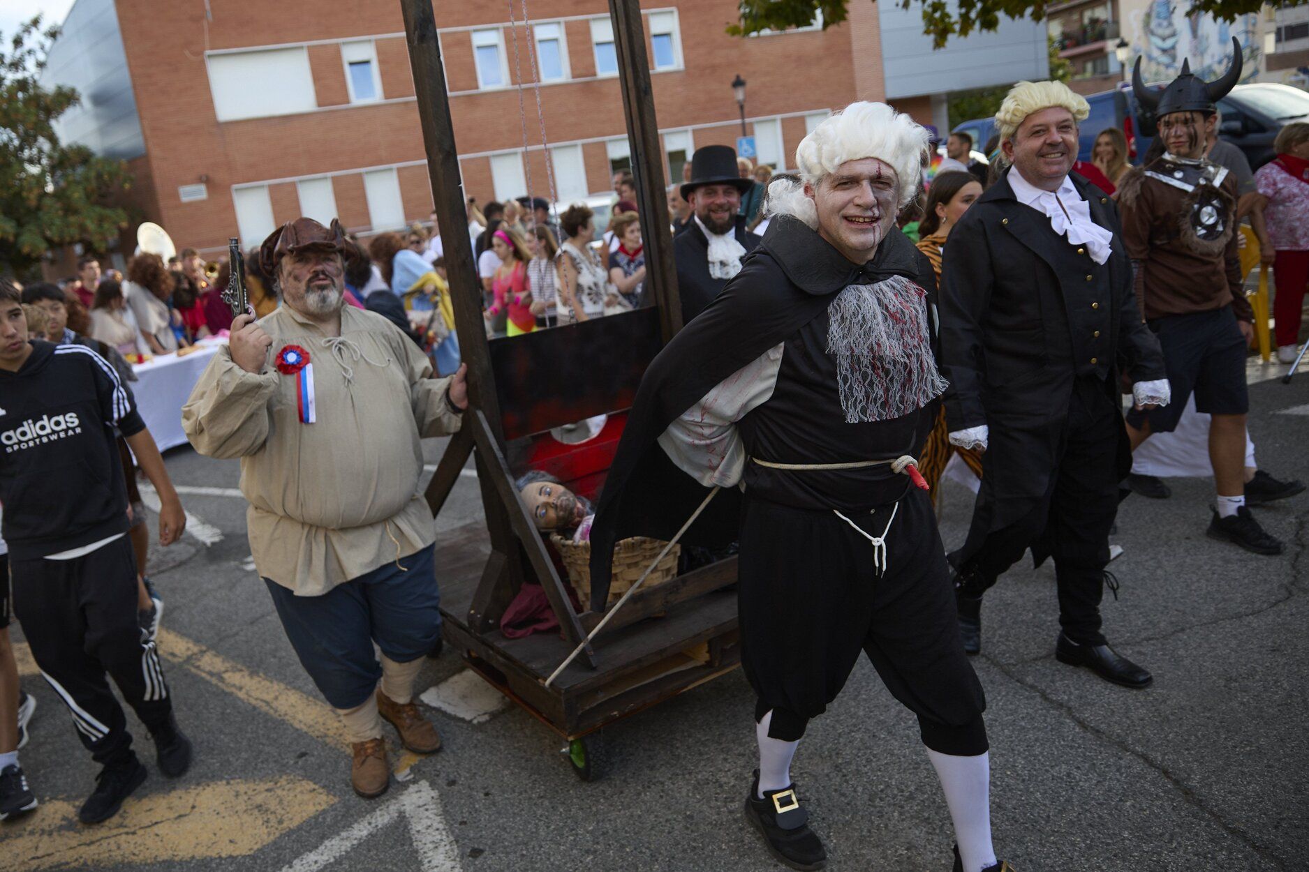 Fotos del día de disfraces en fiestas de Huarte