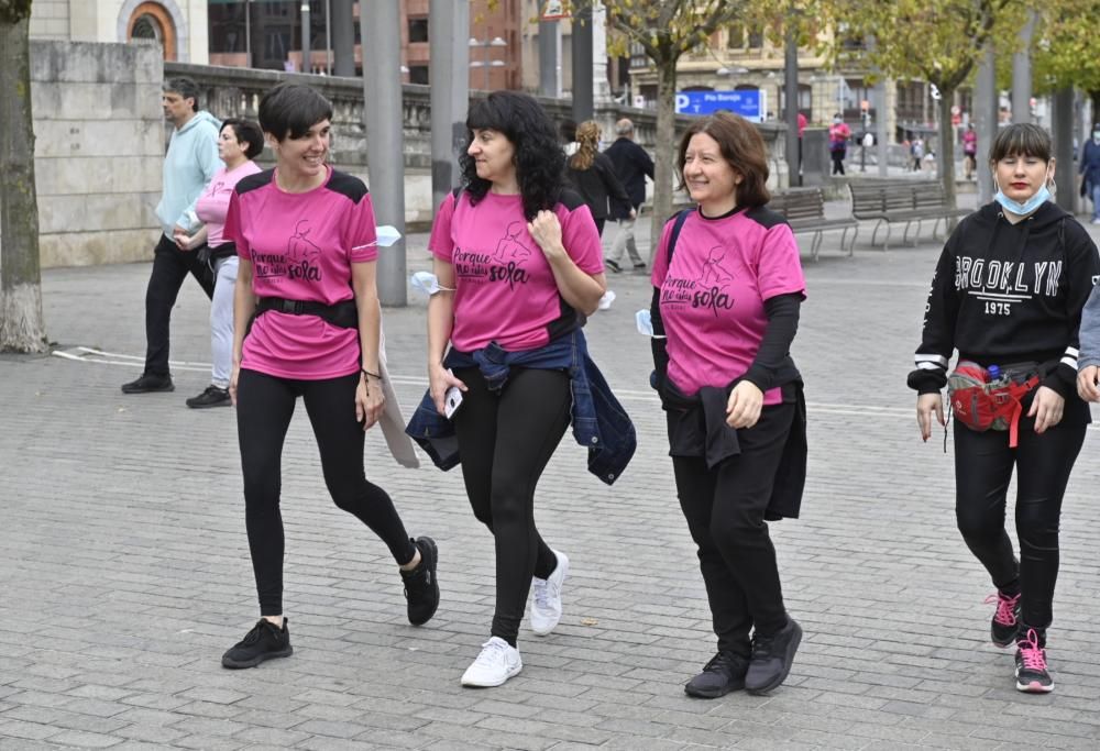 Marcha de ACAMBI contra el cáncer de mama en Bilbao