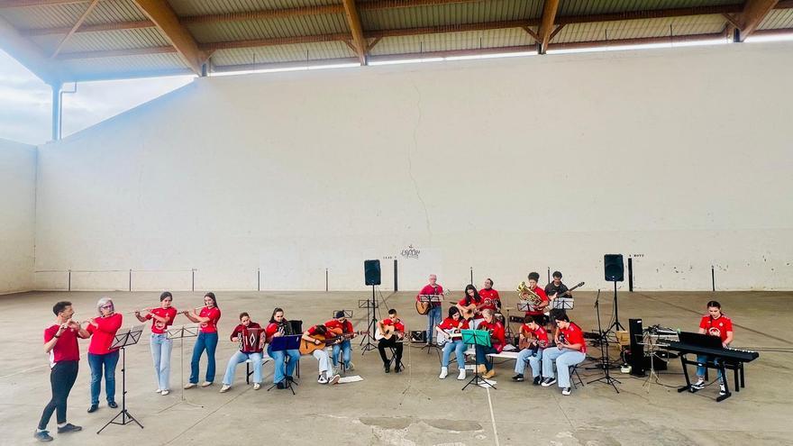 La Escuela de Música de Baztan dedica a Gorka Goñi su concierto de fin de curso