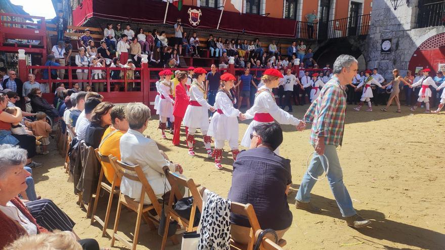 Zestoa se viste de gala para celebrar las fiestas de la Virgen