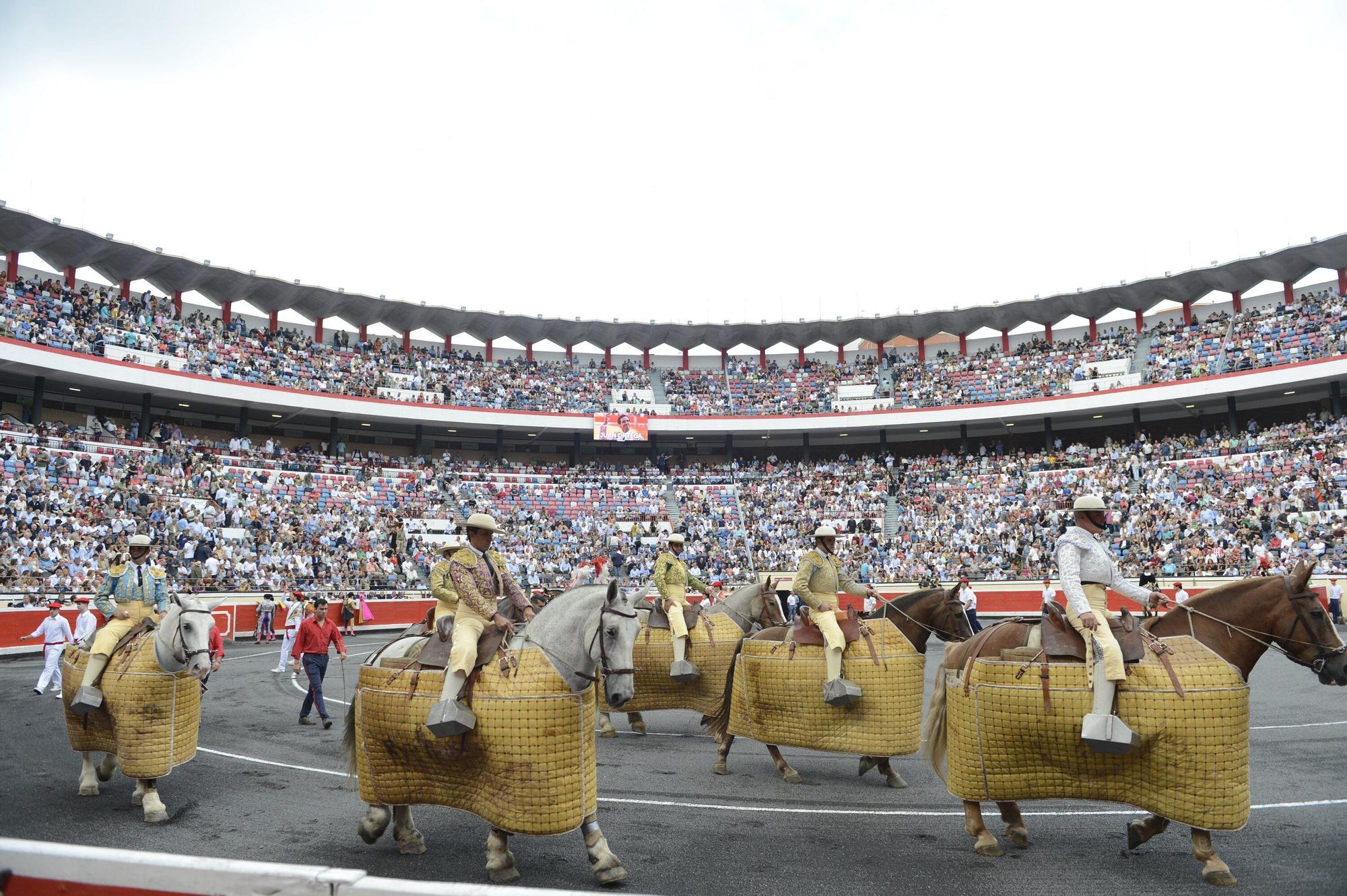 En imágenes: La asistencia a la feria taurina de Bilbao aumenta un 20% gracias a los jóvenes