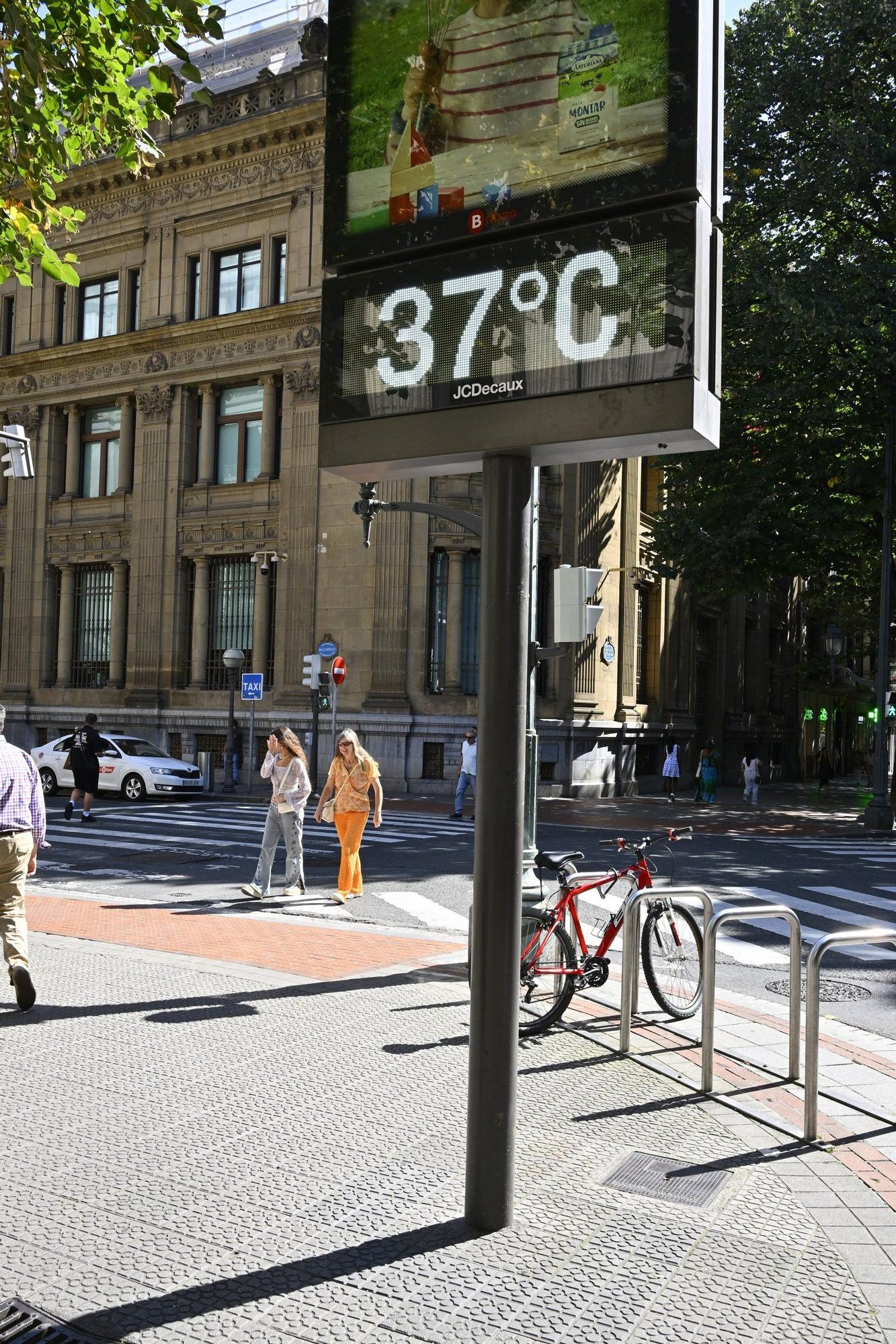 En imágenes: Bizkaia vive un sábado de temperaturas extremas