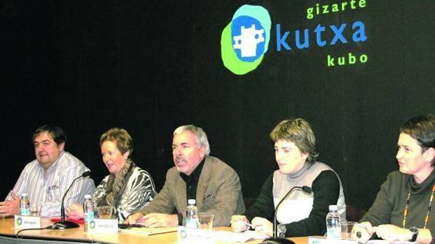 Los participantes de la mesa redonda sobre &quot;La mujer en la pelota&quot;.