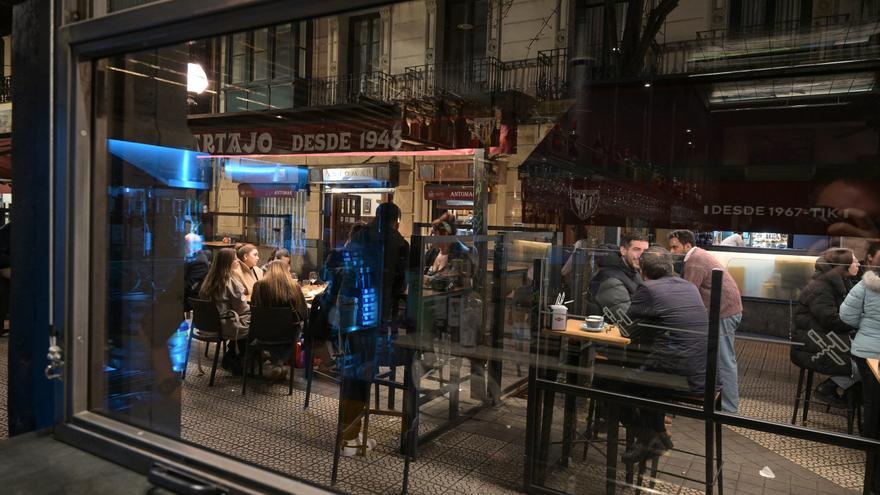 100 euros, la multa mínima para las terrazas que no cumplan la ordenanza