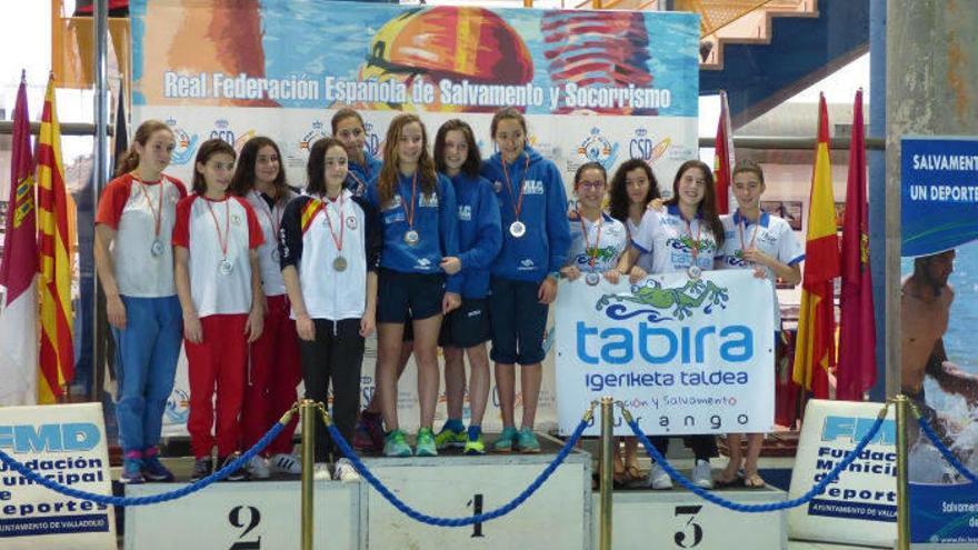 Bronce para el relevo del 4x50 obstáculos.