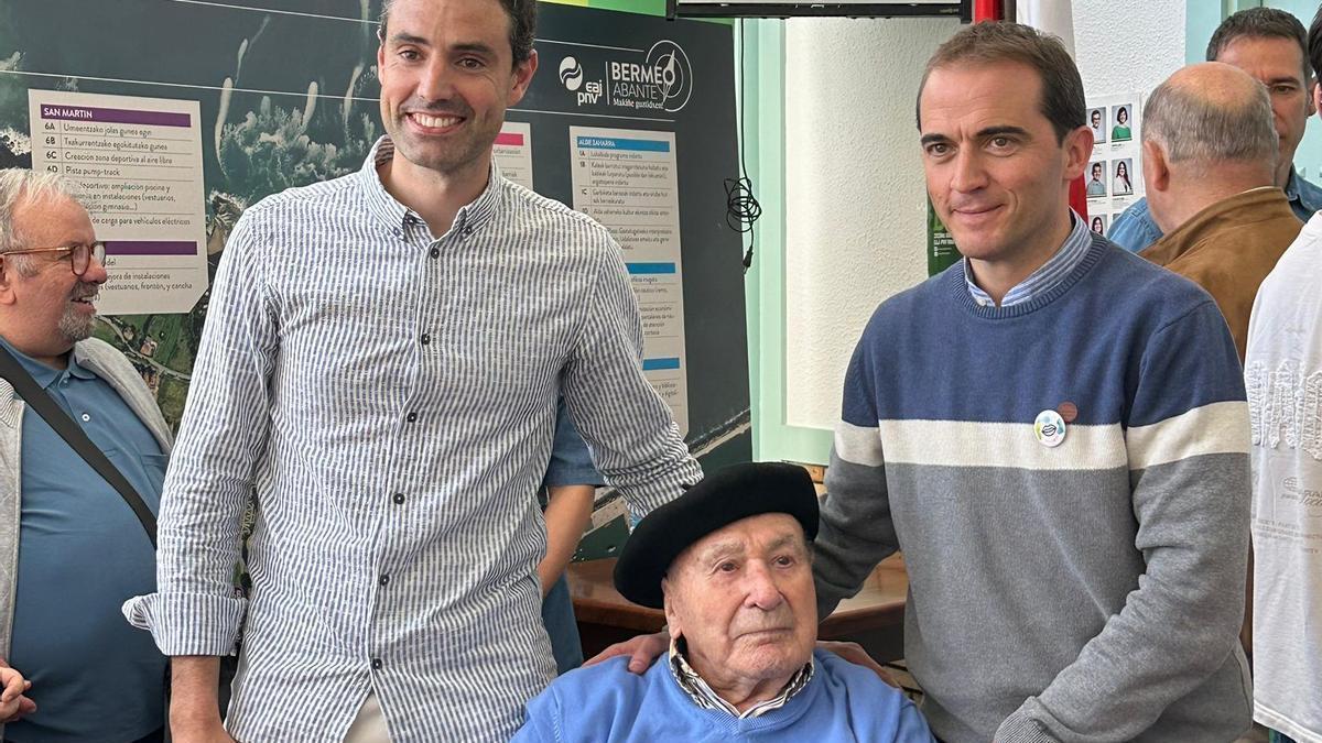 Acto de homenaje a Bidal Peña Olano