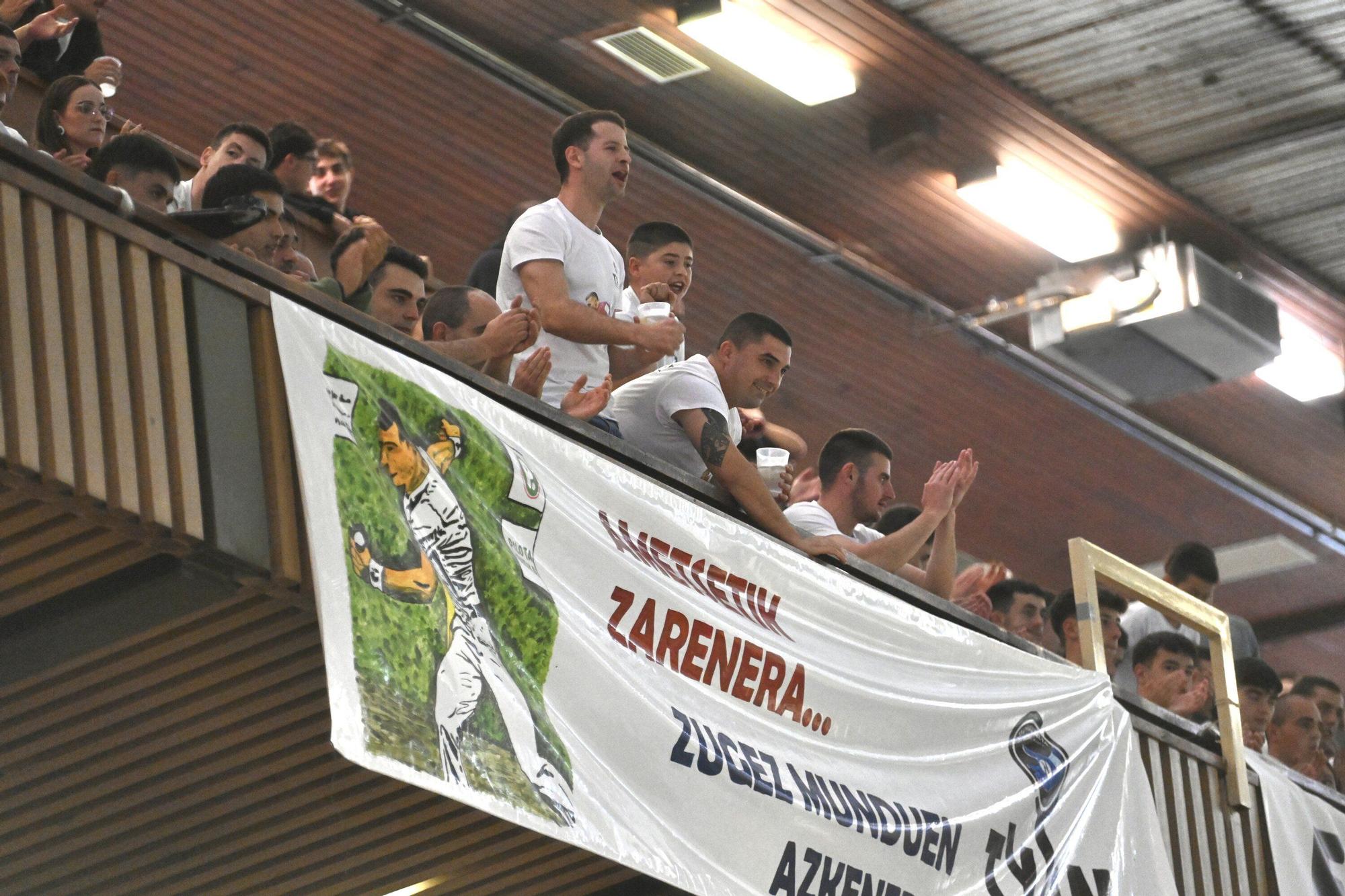 Xabier Rekalde se impone en su debut como profesional ante Joseba Aldabe en un partido correspondiente al Cuatro y Medio Serie B.