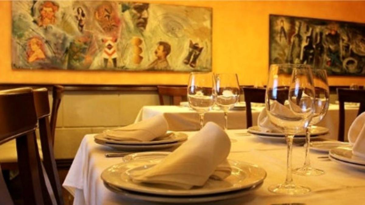 Interior del asador &#039;El Abra&#039; en Portugalete