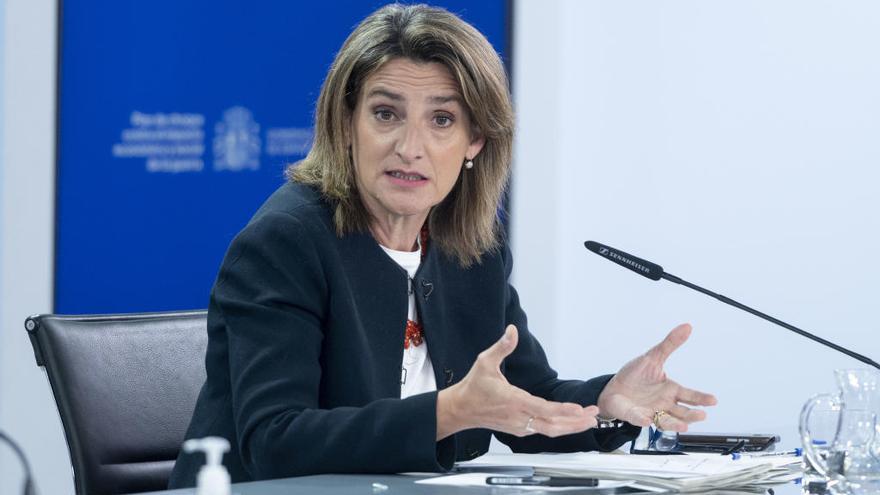 El BOE publica este sábado el real decreto que rebaja el precio de la luz