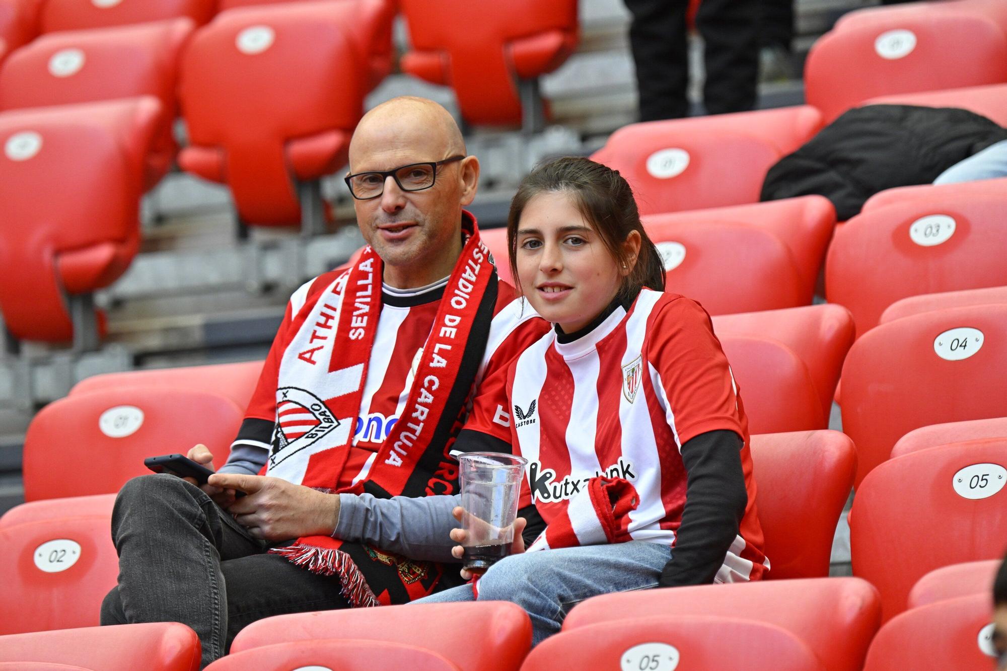 En imágenes: ¿Has estado en San Mamés viendo el Athletic-Real Oviedo? Búscate en nuestra galería