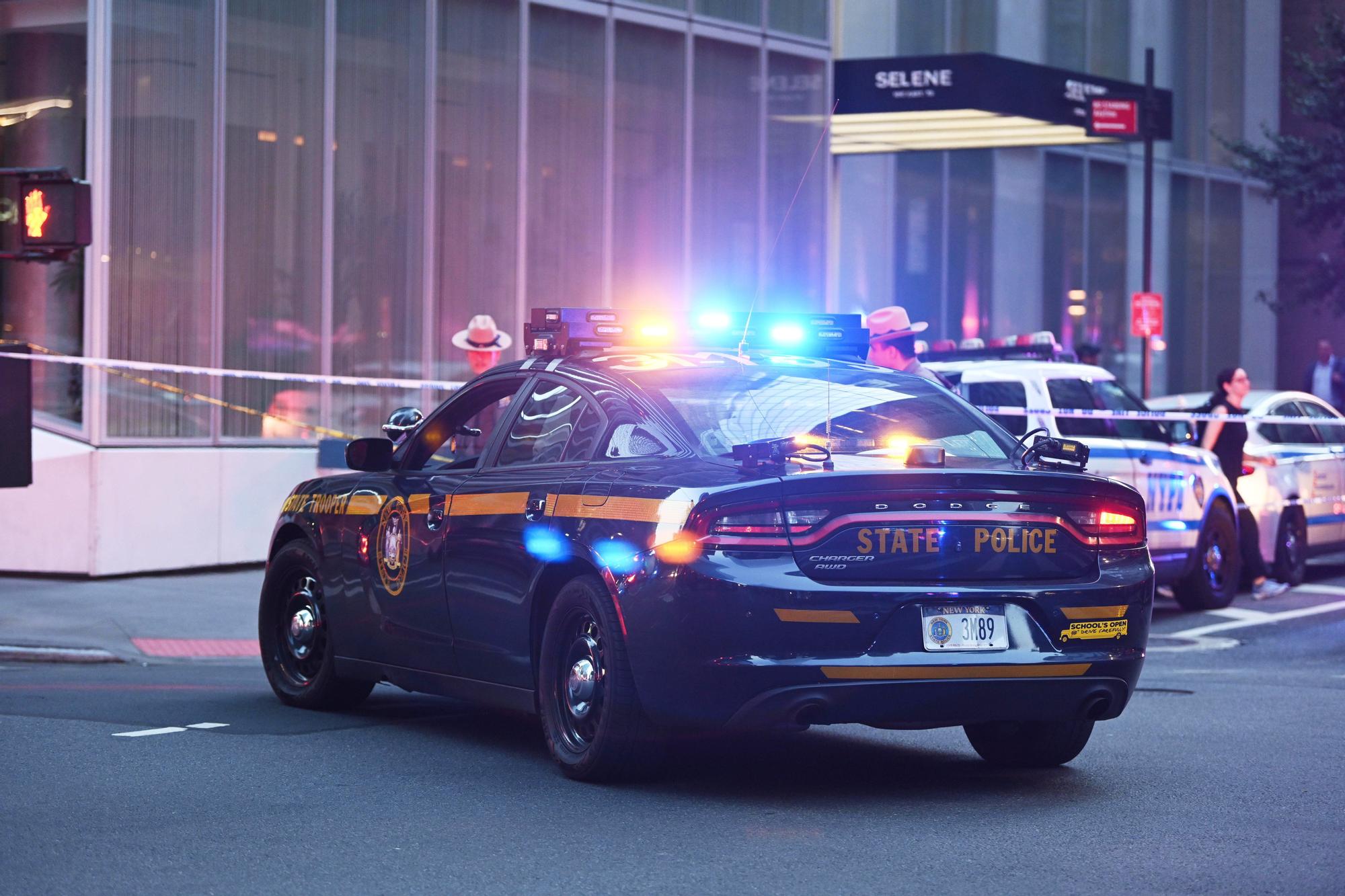 El dispositivo policial desplegado en Nueva York durante la alerta por el tiroteo.