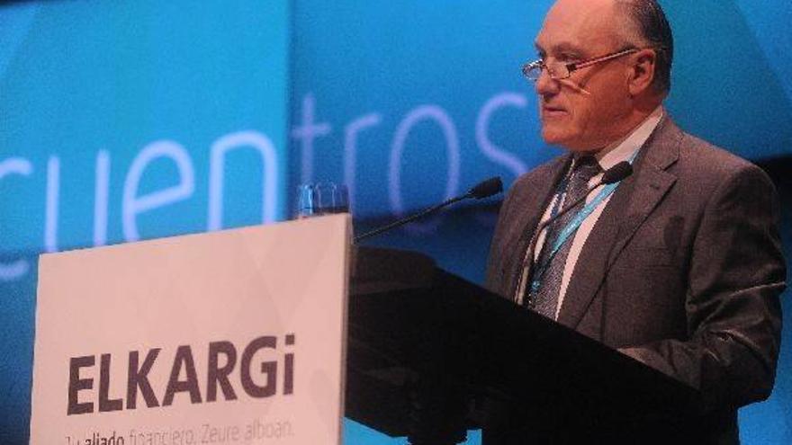 El presidente de Elkargi, Josu Sánchez, en una intervención en la asamblea de la sociedad avalista.