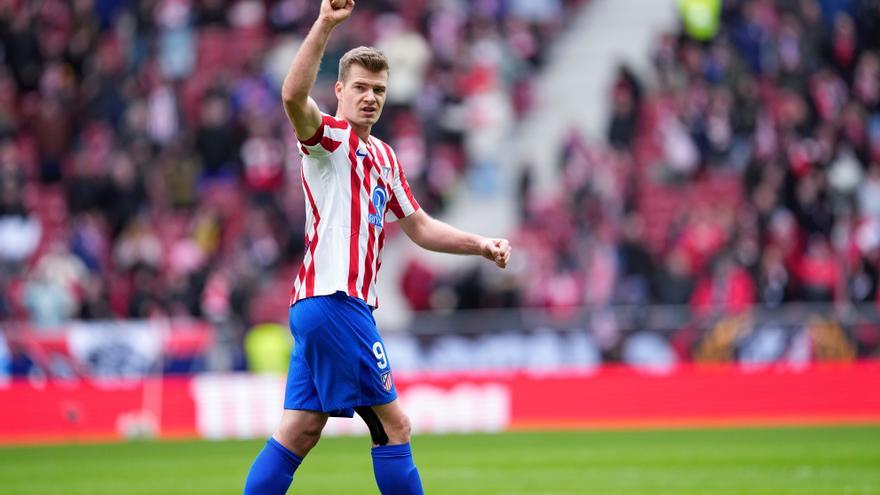 Sorloth le da otro triunfo al Atlético en 2026
