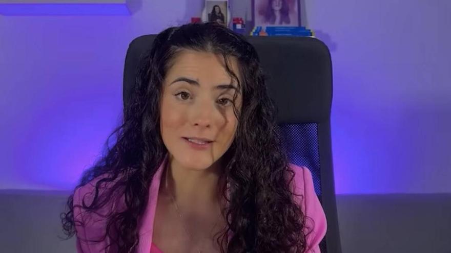 María Aperador, criminóloga, advierte: "Mucho cuidado con decirle a la Inteligencia Artificial estas cosas de ti"