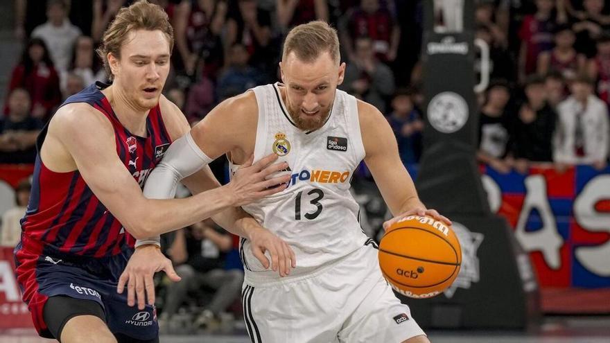 La línea maldita de los 6,75 metros condena al Baskonia ante el Real Madrid