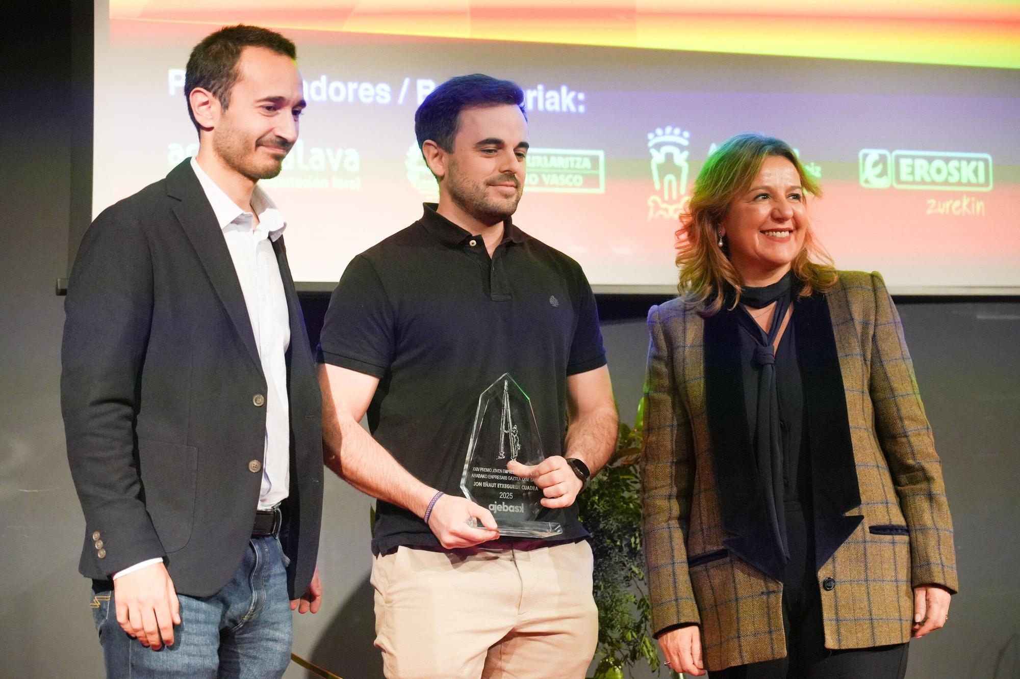 En imágenes: Entrega de los premios Ajebask 2025