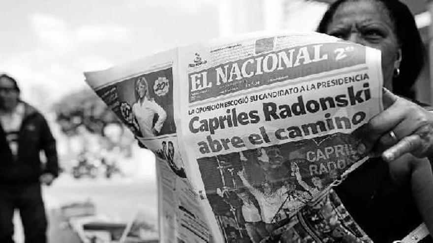 La prensa venezolana destacaba ayer las primeras impresiones del ya candidato opositor Henrique Capriles.