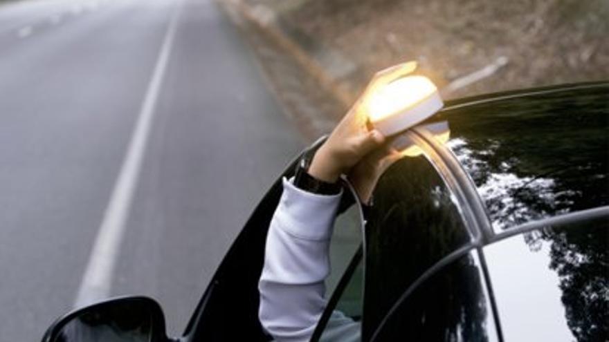 El 80 % de los conductores no tiene la V-16 a poco más de un mes de que sea obligatoria