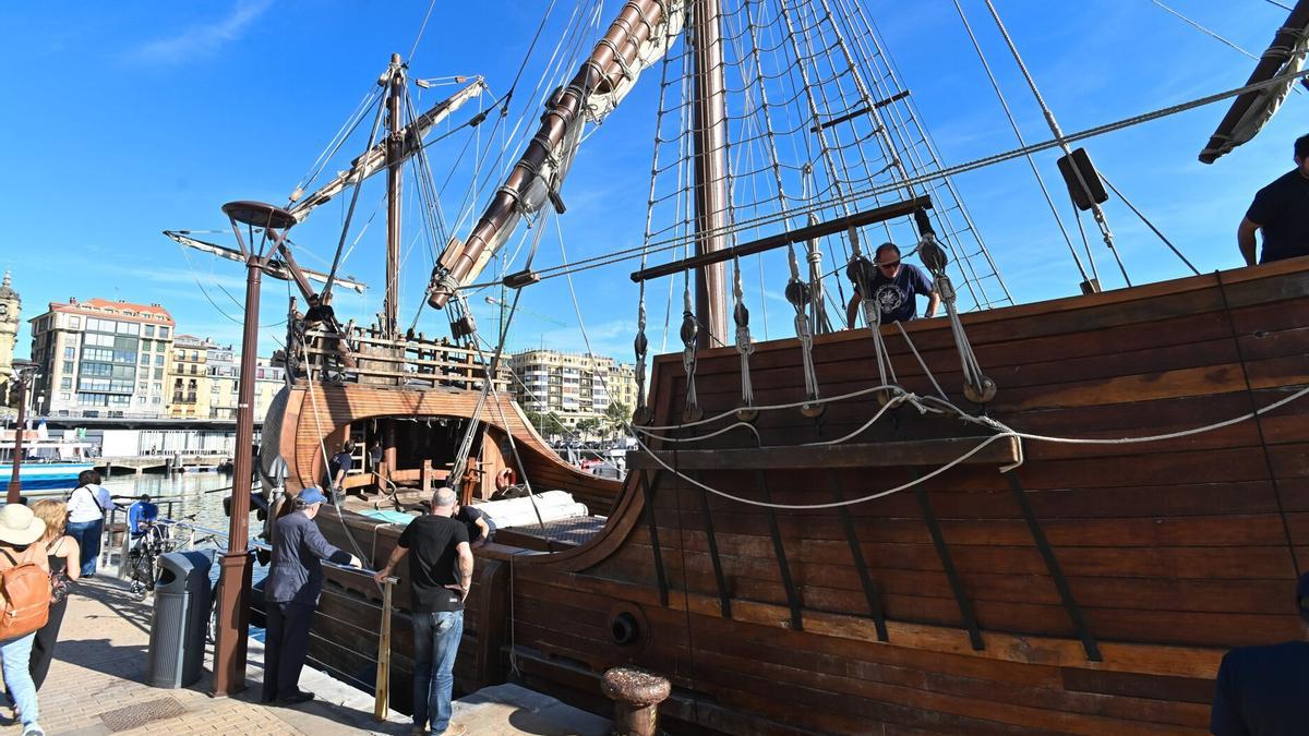 &#039;Santa María&#039; ontzia, Donostiako portuan