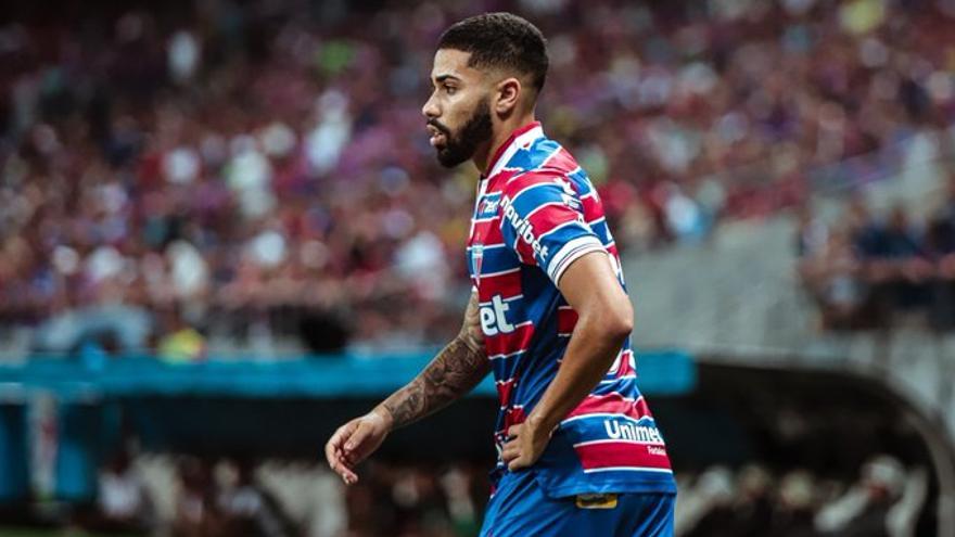 Sergio Fernández confirma el interés del Alavés por Calebe