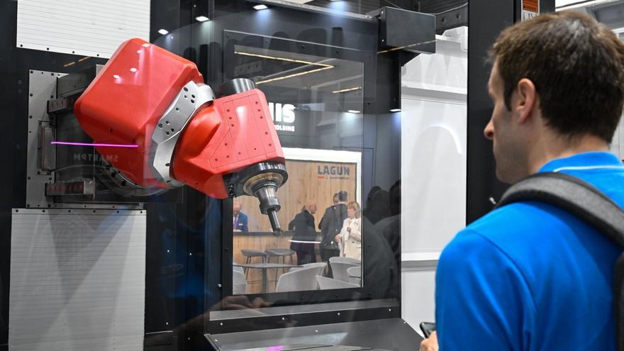 AFM sobre China: “Nos enfrentamos a un rival muy duro”