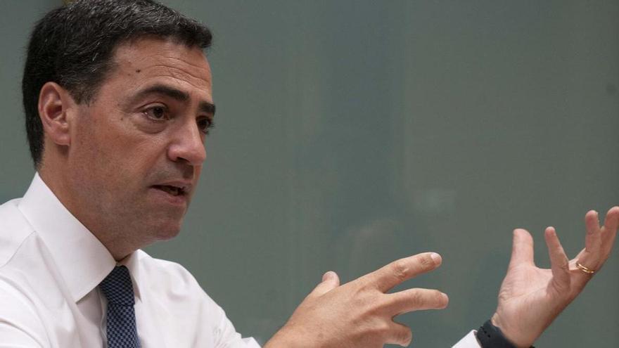 Pradales: "Bildu tiene que coger el casco de obra y dar ejemplo promoviendo la construcción de nuevas viviendas en los ayuntamientos que gobierna"