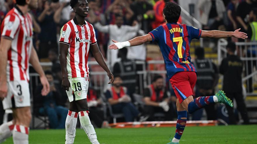 Adama Boiro se lamenta ante el gol de Ferran.