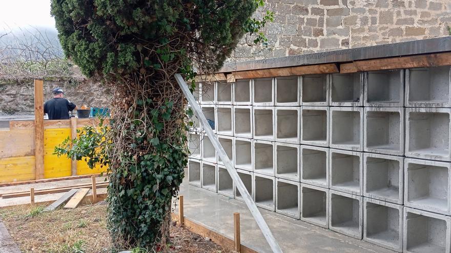 Nuevo osario y cinerarios en el cementerio de Altsasu