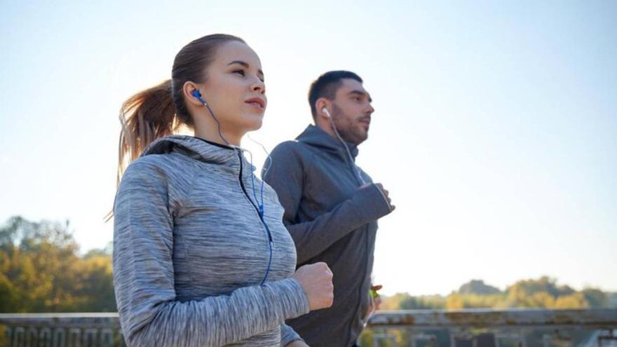 ¿Por qué se te pone la cara roja al correr? El cardiólogo Aurelio Rojas tiene la respuesta