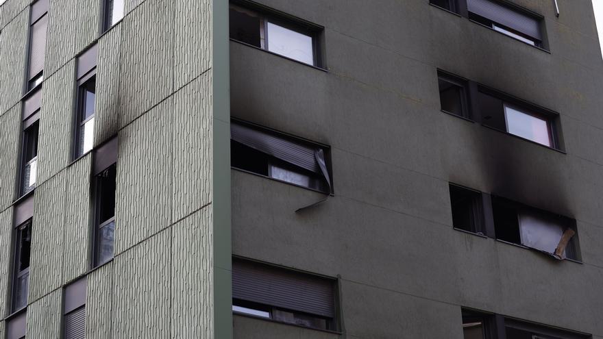 Fallece el hombre que se precipitó desde la ventana de su casa para huir del fuego en Barakaldo