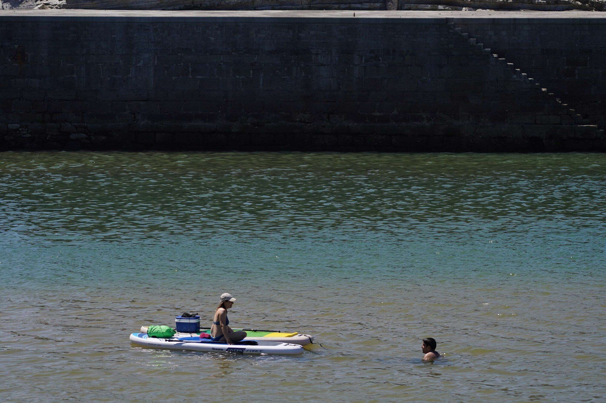 Las playas han estado concurridas toda la jornada de sábado.jpg