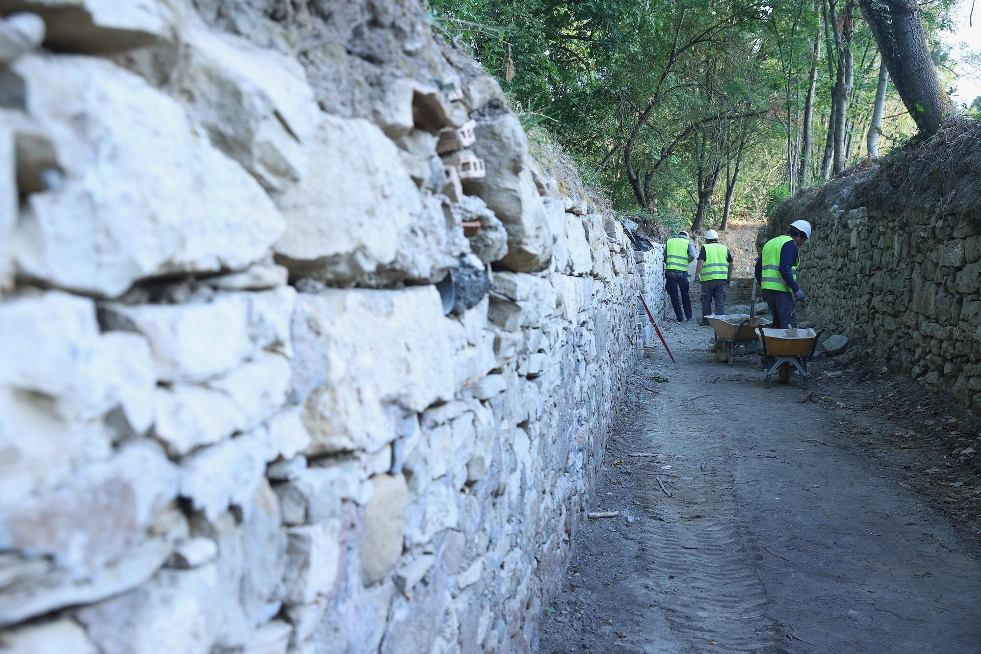 La reserva fluvial del molino de Ilundáin toma forma con la limpieza del canal y los movimientos de tierra