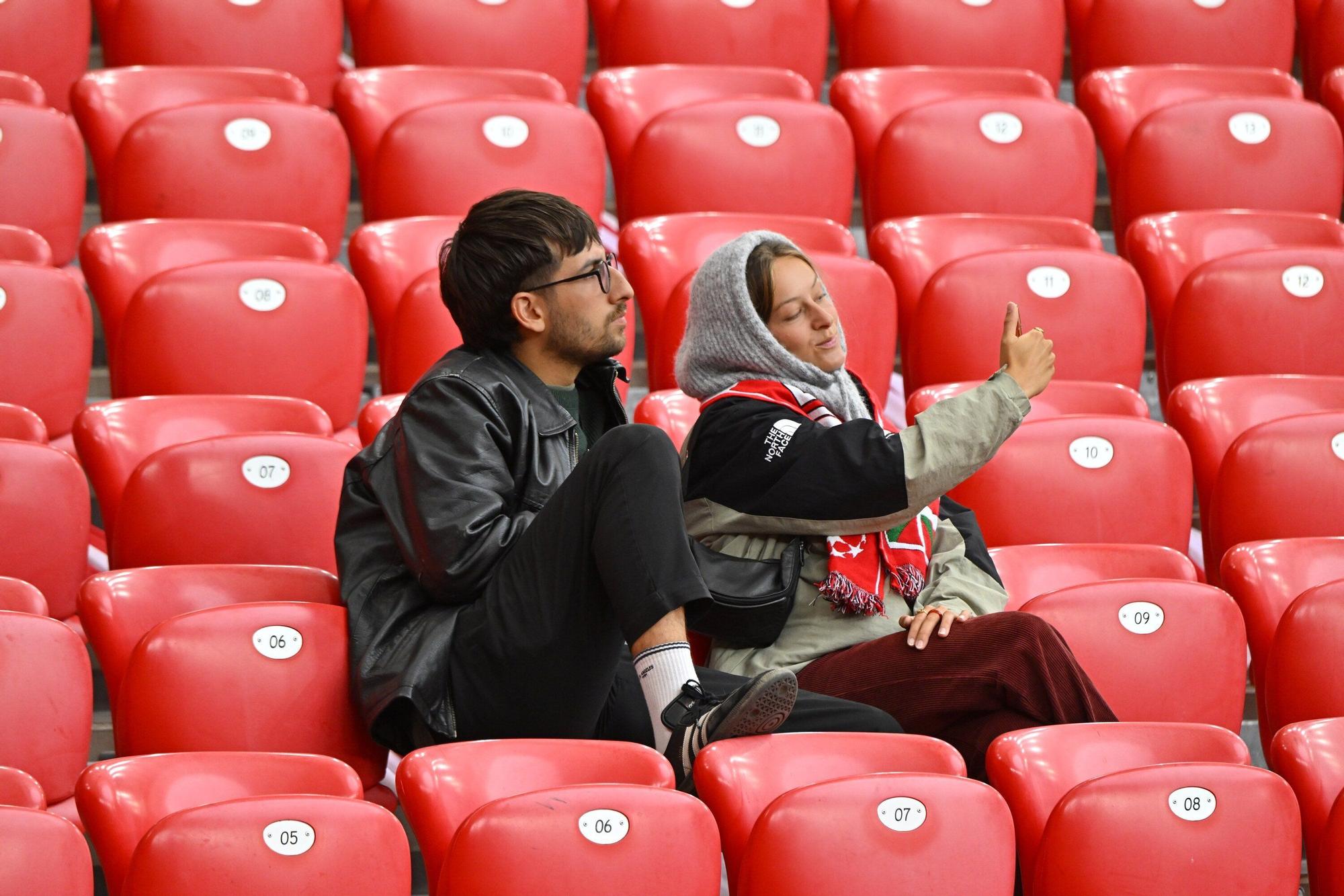 ¿Has estado en San Mamés viendo el Athletic-Girona? Búscate en nuestra galería