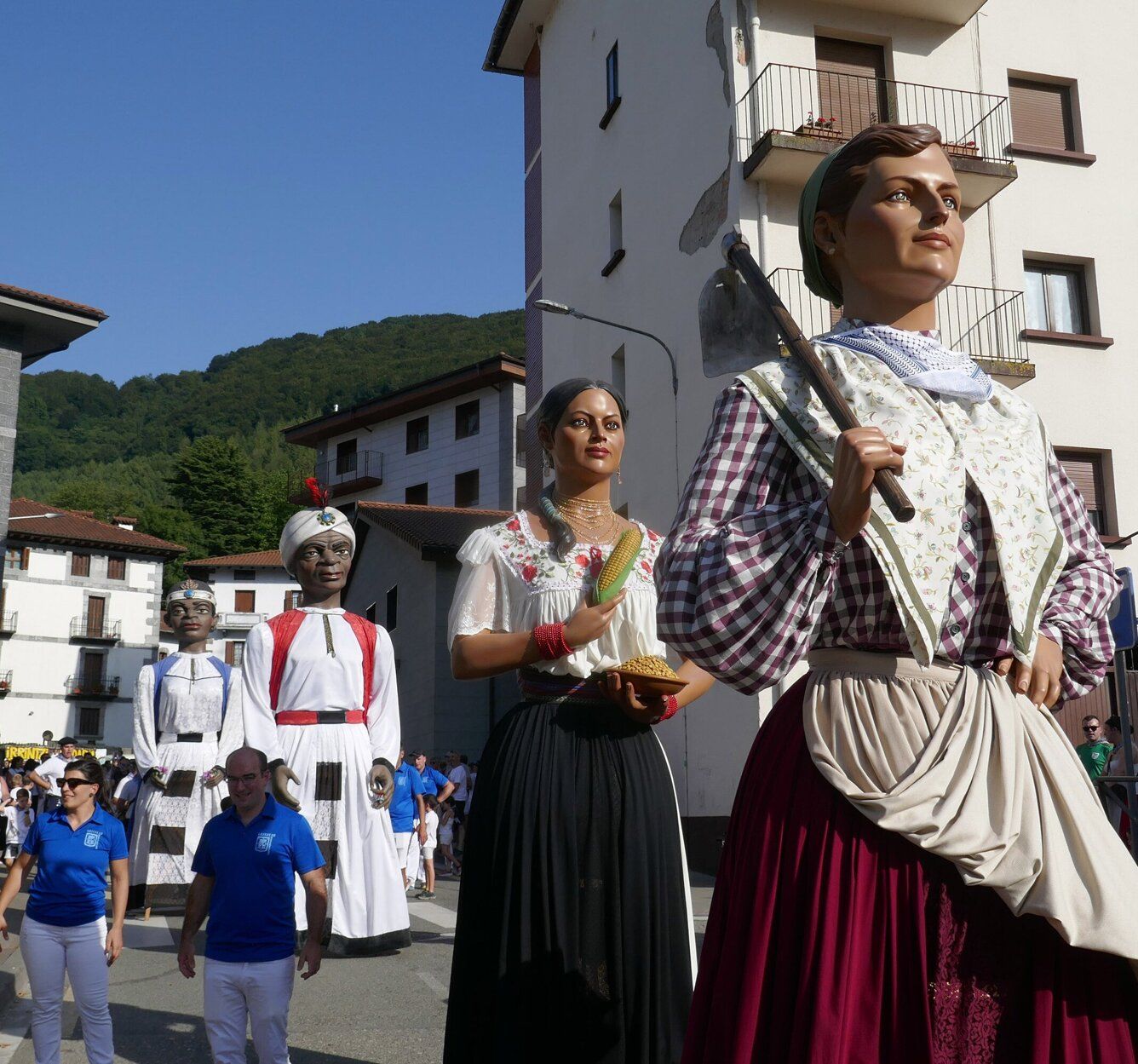 Fotos del inicio de las fiestas en Leitza