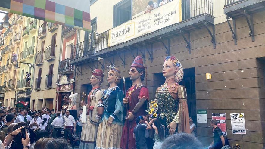 Nuevo ‘look’ para los gigantes del Casco Viejo por su 25º aniversario