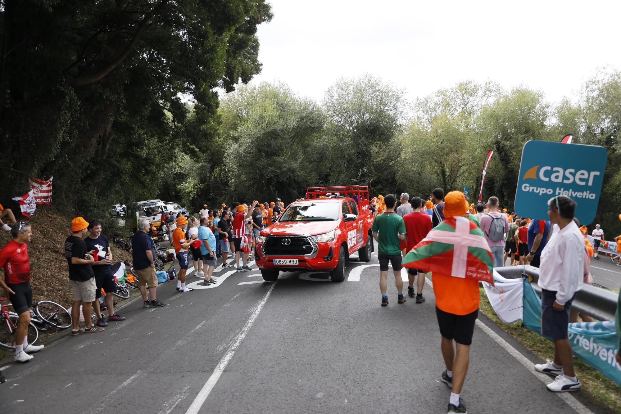 La Vuelta en Bizkaia: los aficionados toman Pike Bidea
