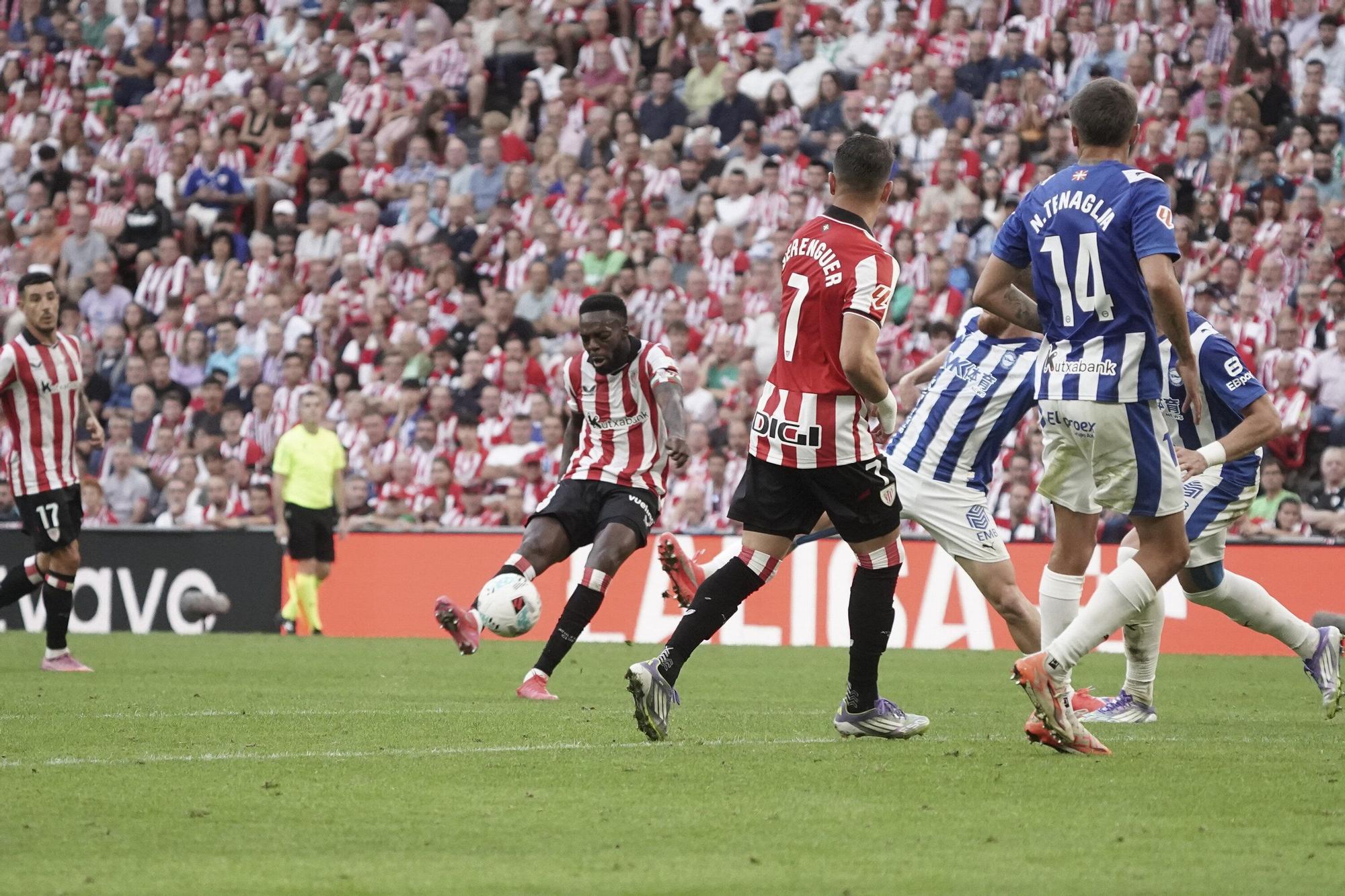 En imágenes: Así está siendo el derbi entre Athletic y Alavés en San Mamés