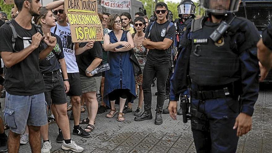 Las protestas en Barcelona se han sucedido todo el verano.  | FOTO: E. P. 