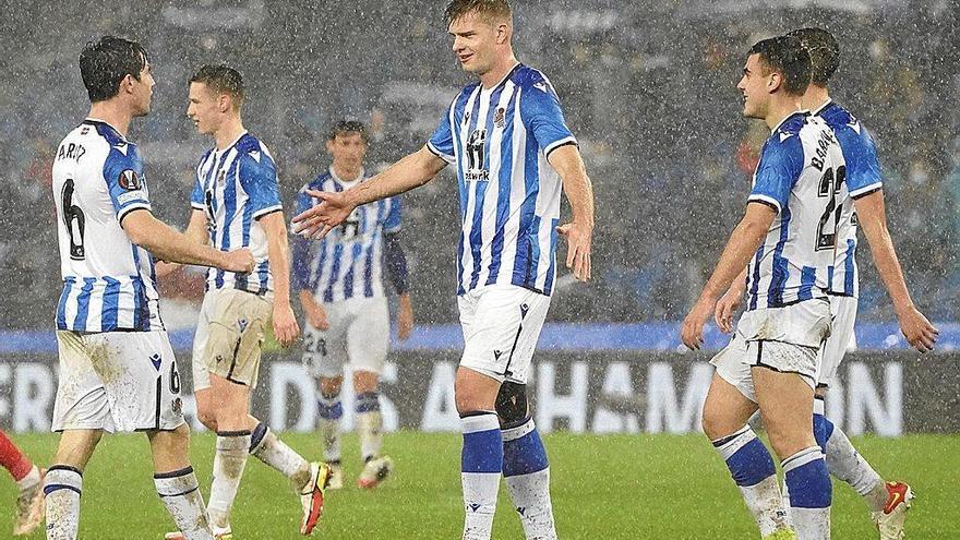 Oyarzabal instaura el estado de felicidad en Donostia