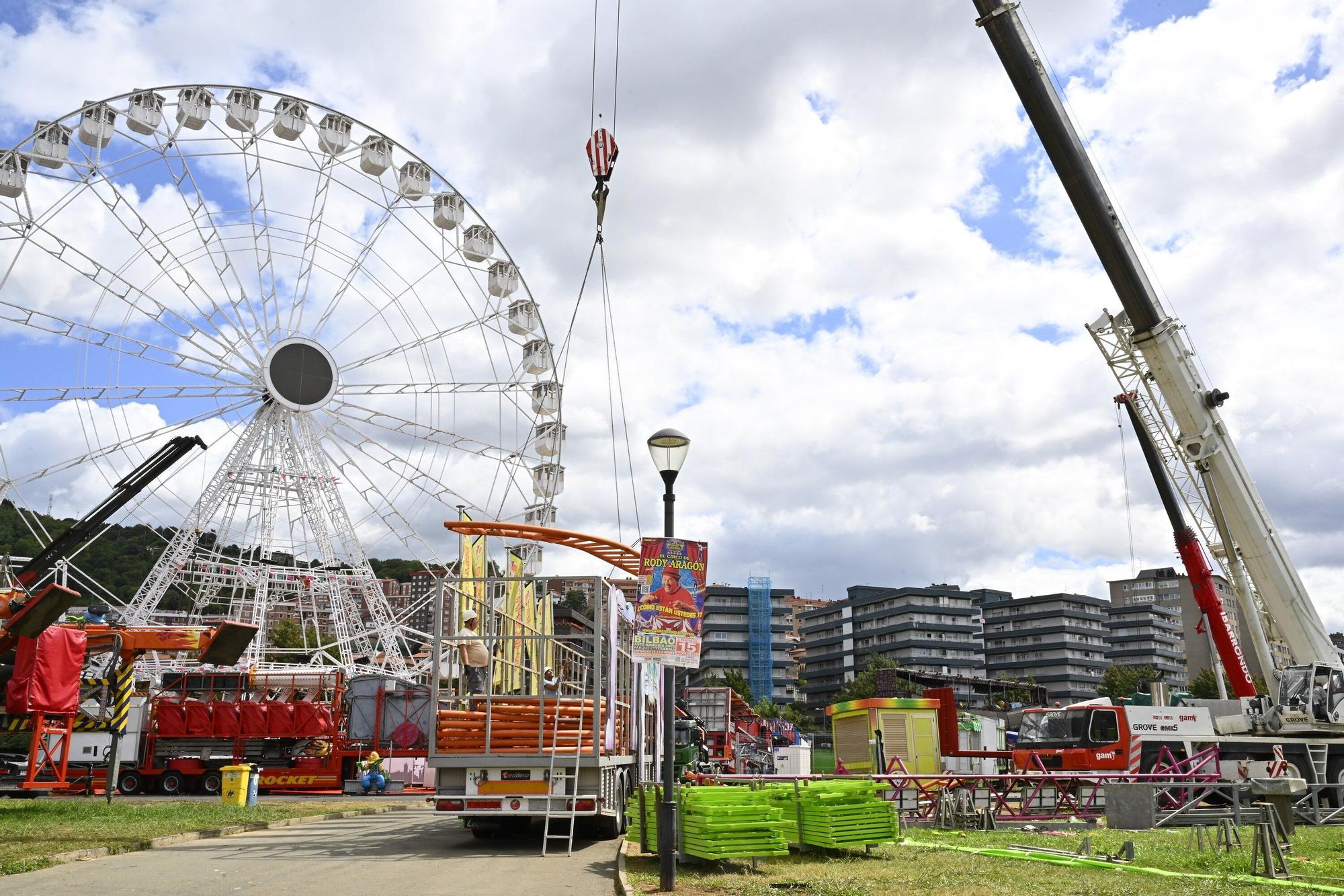 En fotos: las barracas se despiden del parque Etxebarria hasta el año que viene