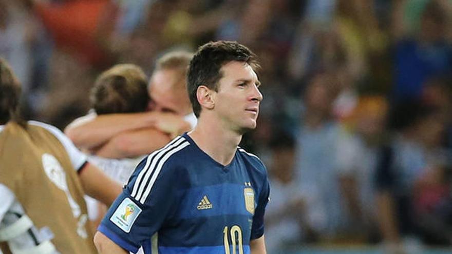 Juez rechaza exonerar a Messi y le deja a puertas de juicio por fraude fiscal