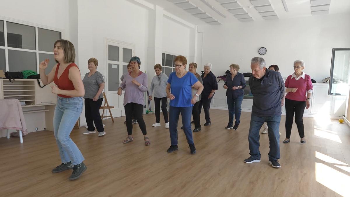 Taller de baile para personas mayores.