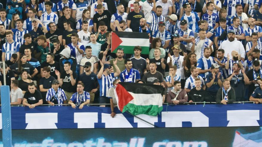 En imágenes: Mendizorroza no pudo disfrutar de un triunfo albiazul (Búscate en la grada)