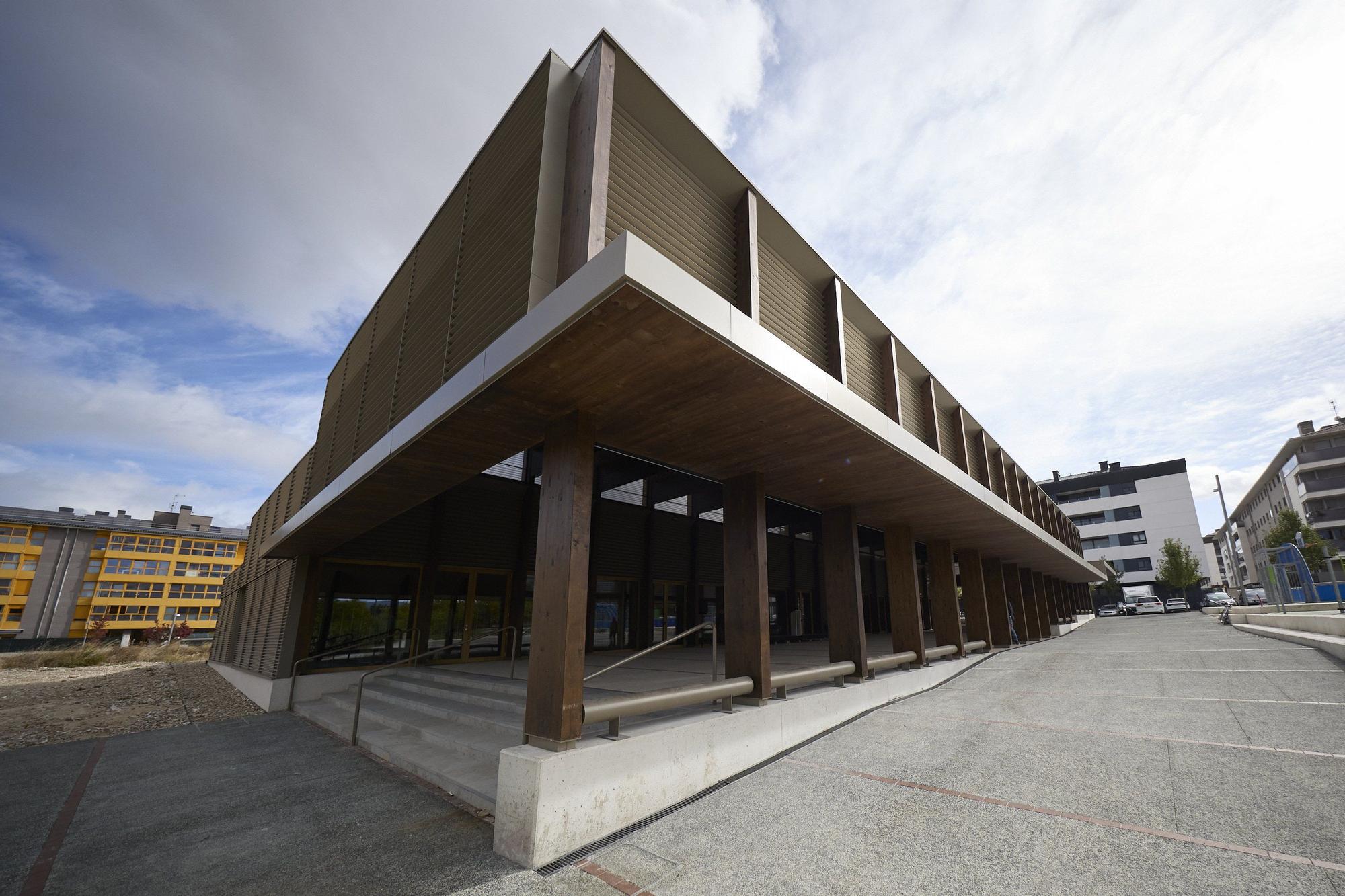 Inauguración del edificio destinado  a espacio joven del Ayuntamiento del Valle de Aranguren