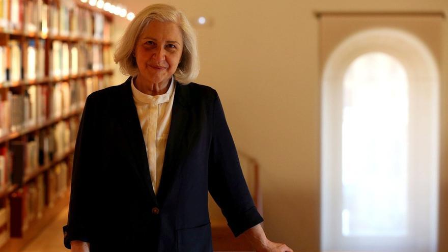 Teresa Catalán recibe la Medalla Emiliana de Zubeldia