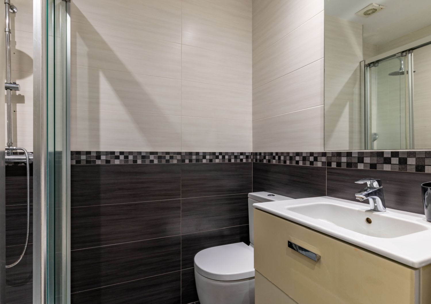 Vivir cerca de la playa de la Zurriola, en en un piso totalmente reformado y disponibilidad de garaje