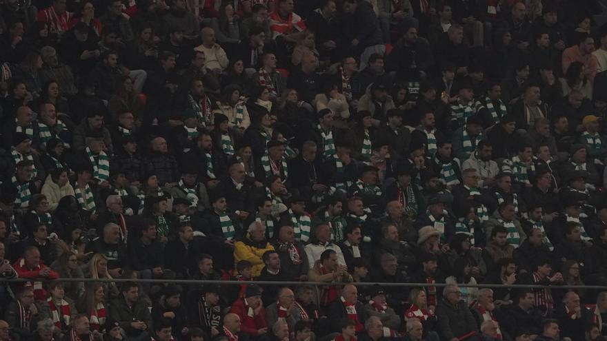 Niegan el acceso a San Mamés a aficionados del Sporting de Portugal con entrada