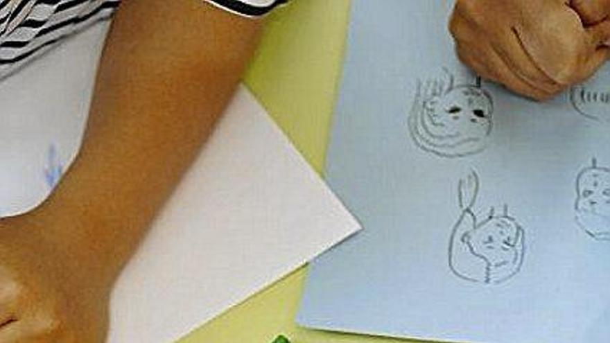 Pintar es otra de las actividades.