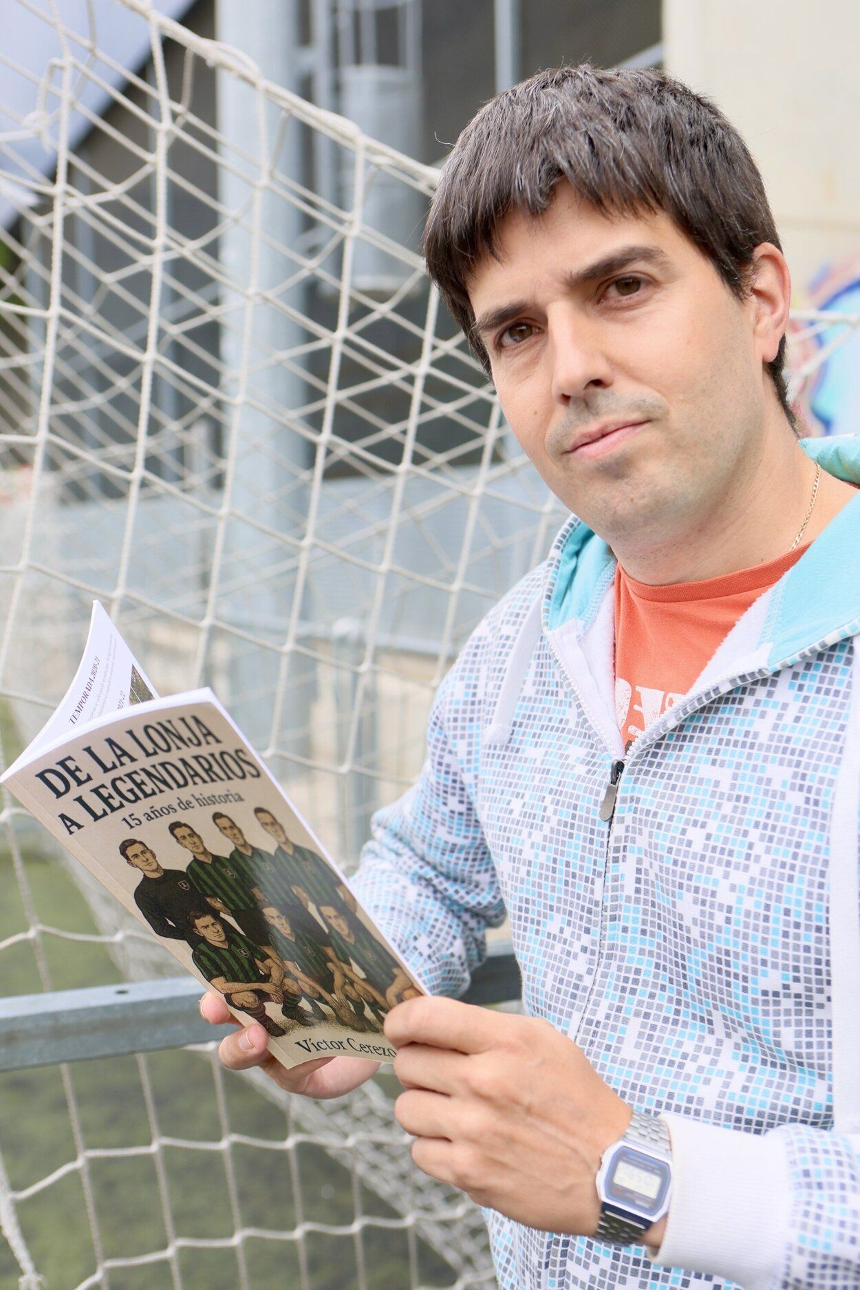 Víctor Cerezo, autor del libro &#039;De la lonja a Legendarios-15 años de historia&#039;